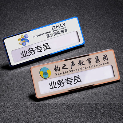 İyi bir fiyat. Logo ile özel paslanmaz çelik isim rozeti değiştirilebilir Premium isim etiketi ekle Üretici çevrimiçi